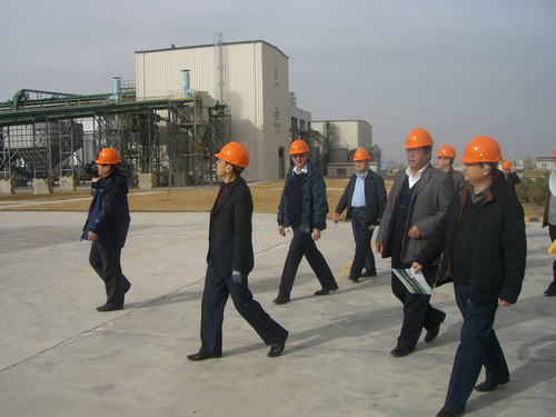 國家農(nóng)業(yè)部、財政部以及甘肅省農(nóng)業(yè)廳、財政廳等領(lǐng)導到公司考察調(diào)研