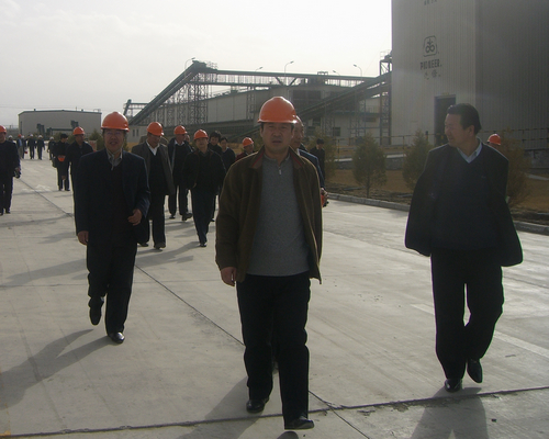 國家農(nóng)業(yè)部、財政部以及甘肅省農(nóng)業(yè)廳、財政廳等領(lǐng)導到公司考察調(diào)研