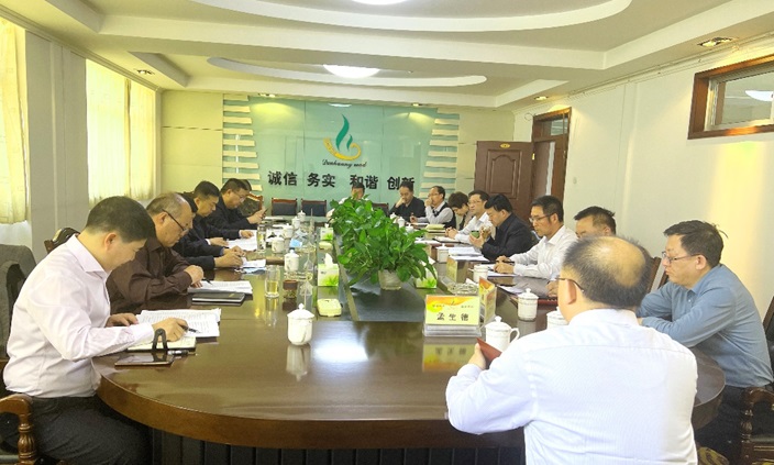 市委常委、副市長張秀林到敦煌種業(yè)調(diào)研